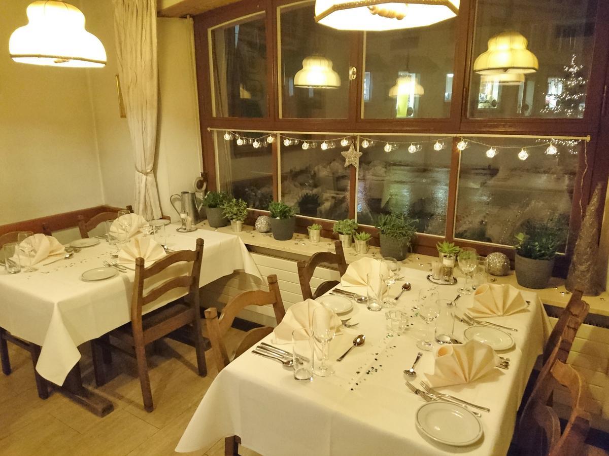 Zum Ochsen * Neuhaus